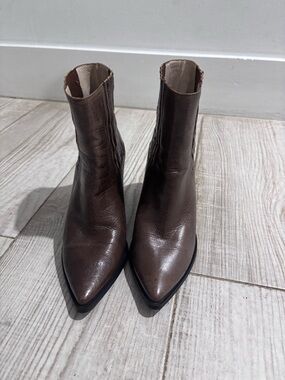 Zara Women's Pointed Toe Brown Leather Boots Booties